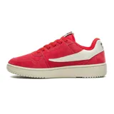 Championes urbanos Fila Lifestyle Acd Classic Se, de color rojo con detalles en blanco y suela de goma.