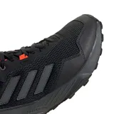 Championes Adidas de trail running para hombre, color negro con detalles en gris y naranja.