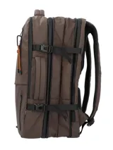 Mochila RKF de diseño versátil, convertible en maletín, confeccionada en poliéster reciclado repelente al agua. Cuenta con múltiples compartimentos con cierre, espacio para laptop de 15 pulgadas, bolsillos frontales, correas ajustables, almohadillas ergonómicas en la espalda y pasador para maleta.