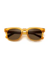 Lentes de sol con armazón de acetato biodegradable en color ámbar translúcido y diseño cuadrado ligeramente extragrande. Cuentan con lentes oscuros con protección UV 400.