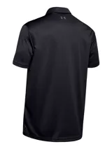 Remera tipo polo de manga corta, color negro, con cuello clásico y cierre de dos botones. Presenta el logo de la marca en el pecho y un diseño de tejido técnico ligero y transpirable.