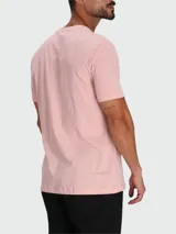Remera de punto de algodón en color gris oscuro, con cuello redondo, mangas cortas y logo de la marca bordado discretamente en el pecho.