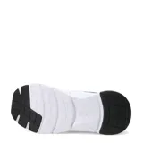 Championes de running Puma Flex Focus Lite Modern, color gris azulado con detalles en celeste claro y blanco. Presentan una estructura de malla transpirable, cordones al tono y suela de goma blanca con refuerzos negros en la puntera y el talón.