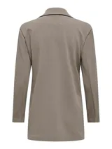 Blazer largo de punto color gris topo, con solapas y calce holgado (loose fit).