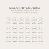 Anillo de plata 925 con detalle de línea en oro.