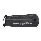 Mochila New Balance negra de 15 litros con funda interior para bolsa de hidratación.
