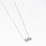 Collar de plata 925 con dije de infinito.