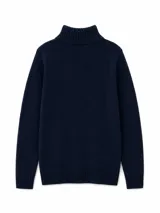 Buzo de tejido de punto con cuello alto y cierre frontal parcial. Presenta un diseño jaspeado en tonos gris y negro, con puños y ruedo acanalados y un pequeño parche decorativo en la parte inferior.