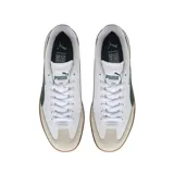 Championes Puma 9T blancos con detalles en verde y beige, suela color caramelo.
