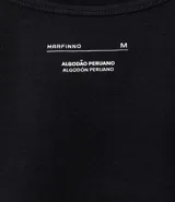 Blusa básica negra de breteles finos, confeccionada en malla de algodón peruano con escote redondo.