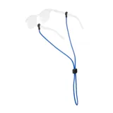 Sujeta lentes azul de cordón con topes ajustables negros.