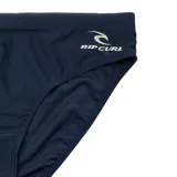 Zunga de baño azul marino con logo Rip Curl estampado en el lateral.