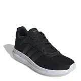 Championes Adidas Lite Racer 4.0 de diseño deportivo, color negro con mediasuela blanca con tecnología Cloudfoam. Presentan el logo de la marca en la lengüeta y las tres tiras laterales características.