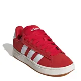 Championes Adidas Grand Court Alpha, color rojo con detalles en blanco, con las tres tiras características de la marca en los laterales y suela de goma color crema.