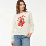 Buzo de cuello redondo en color blanco crudo, confeccionado en felpa ligera. Presenta un estampado frontal con la leyenda 'Italian Trattoria' y una ilustración de tomates en rama.