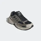 Championes Adidas Adistar XLG de estilo retro, en color negro con revestimientos metalizados en tonos gris y tostado, suela robusta y cordones negros.
