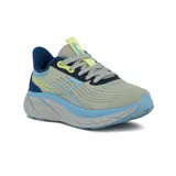 Championes deportivos Diadora modelo Proton para mujer, con capellada de malla en tonos gris claro y beige, detalles en azul marino y amarillo flúor. Presentan una entresuela gruesa con capas en gris y celeste, y suela exterior celeste.