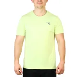 Remera deportiva de manga corta y cuello redondo, color verde lima brillante, con el logo de Diadora en gris oscuro en el pecho.