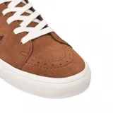 Zapatillas Vans SK8 Low color marrón con detalles en marrón oscuro y suela blanca.