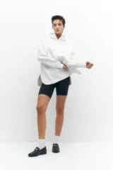 Biker negro de lycra.