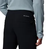 Pantalón de senderismo Columbia modelo Essential Hike para hombre, color negro, con tecnología Omni-Shield™ repelente al agua y manchas, cinturón integrado y dobladillo ajustable con cordón.