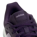 Championes Adidas Lite Racer 4.0, color violeta oscuro con las tres tiras laterales en lila claro y entresuela blanca con tecnología Cloudfoam.