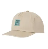 Gorro de visera curva Katin modelo Ritual Hat, de color beige, con cinco paneles, corona media sin estructura y un parche bordado rectangular en el frente de color verde claro con inscripciones y diseño negro.