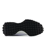 Championes New Balance 327 unisex, color blanco con logo "N" en verde y detalles en beige.