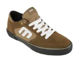 Championes Etnies Windrow Vulc color marrón con logo blanco y suela negra.