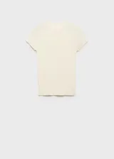 Jersey de punto fino canalé, color blanco, de manga corta y cuello redondo, con diseño recto y ajustado al cuerpo.