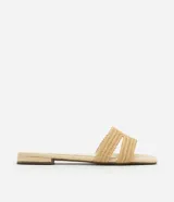 Sandalia plana Satinato para mujer, color beige, con puntera cuadrada, taco bajo y diseño de tiras cruzadas con efecto ráfia.
