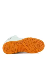 Zapatillas de caña alta Pony modelo M-100 II, en combinación de color negro y blanco, con cordones negros, suela de goma blanca y detalles de la marca en el lateral.