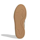 Championes Adidas Court Block de cuero sintético color blanco hueso con detalles en gris oscuro y suela marrón.