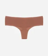 Bombacha tipo bikini de modal con diseño liso y acabado suave. Presenta un corte con hilo doble en la parte trasera y forro de algodón, ofreciendo comodidad y transpirabilidad para el uso diario.