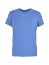 Remera técnica de manga corta Merrell, color azul, con cuello redondo y logo de la marca estampado en el pecho. Presenta un diseño ergonómico con costuras planas para mayor comodidad.