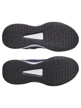 Championes de entrenamiento Under Armour modelo Charged Edge, color azul marino con detalles en negro y suela blanca. Presentan una parte superior de malla transpirable con revestimientos de cuero y material sintético para mayor durabilidad, entresuela Charged Cushioning para amortiguación y suela de goma con tracción.