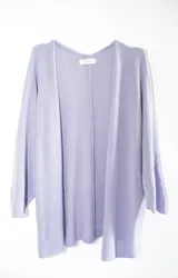 Saco de punto fino color lila con lurex.