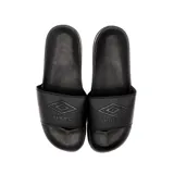 Ojotas Umbro modelo Locker, color negro, con diseño ergonómico y logo de la marca grabado en la banda superior.