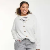 Cardigan de punto blanco con botones dorados de estilo retro y diseño holgado de manga larga.