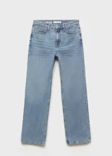 Jeans de tiro medio y corte recto, confeccionados en tejido denim de algodón en tono azul claro. Presentan diseño clásico de cinco bolsillos, trabillas para cinto y cierre frontal con cremallera y botón metálico.