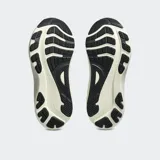 Championes de running Asics modelo Gel Kayano 32, color verde menta con detalles en verde neón y entresuela en tono crema. Diseñados con tecnología 4D GUIDANCE SYSTEM para estabilidad adaptativa y espuma FF BLAST PLUS para mayor amortiguación.