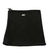 Cuello térmico de polar color negro, con cordón elástico ajustable en la parte superior y logo de la marca bordado en blanco.