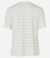 Blusa de viscosa texturizada color beige, con rayas horizontales en hilo metalizado, cuello redondo y mangas cortas con botones.