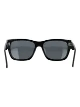 Lentes de sol unisex con marco rectangular de acetato de celulosa biodegradable en color negro y cristales polarizados con protección UV.