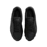 Championes Nike modelo Reax 8 SL, de color negro, con tecnología de amortiguación en el talón, perforaciones laterales para mayor transpirabilidad y diseño deportivo.