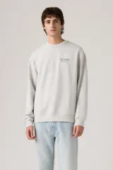 Buzo de cuello redondo en color gris melange, con logo de la marca estampado en pequeño en el pecho y diseño de corte relajado.