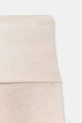 Pantalón de tiro medio con cintura ancha doblada y pierna ancha, confeccionado en tejido de punto con mezcla de algodón.