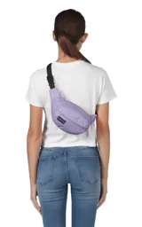 Riñonera negra de la marca JanSport, modelo Fifth Avenue, con parche frontal de la marca y cierres metálicos.