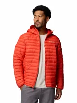 Campera puffer con capucha Columbia modelo Powder Pass Hooded, color rojo, acolchada con diseño horizontal, cierre frontal y bolsillos laterales con cremallera. Cuenta con tecnología Omni-Shield y aislamiento Thermarator.