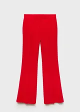 Pantalón de vestir rojo, de corte wide leg y tiro alto.